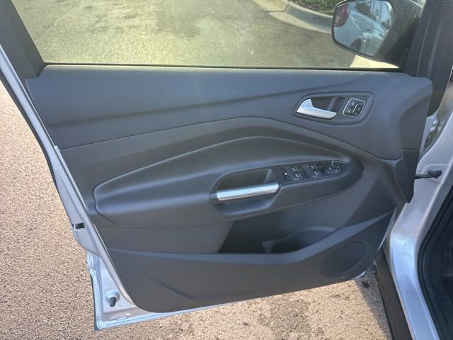 Used 2017 Ford Escape Titanium AWD/4WD image 8
