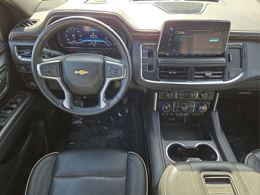 Used 2024 Chevrolet Suburban Premier image 19