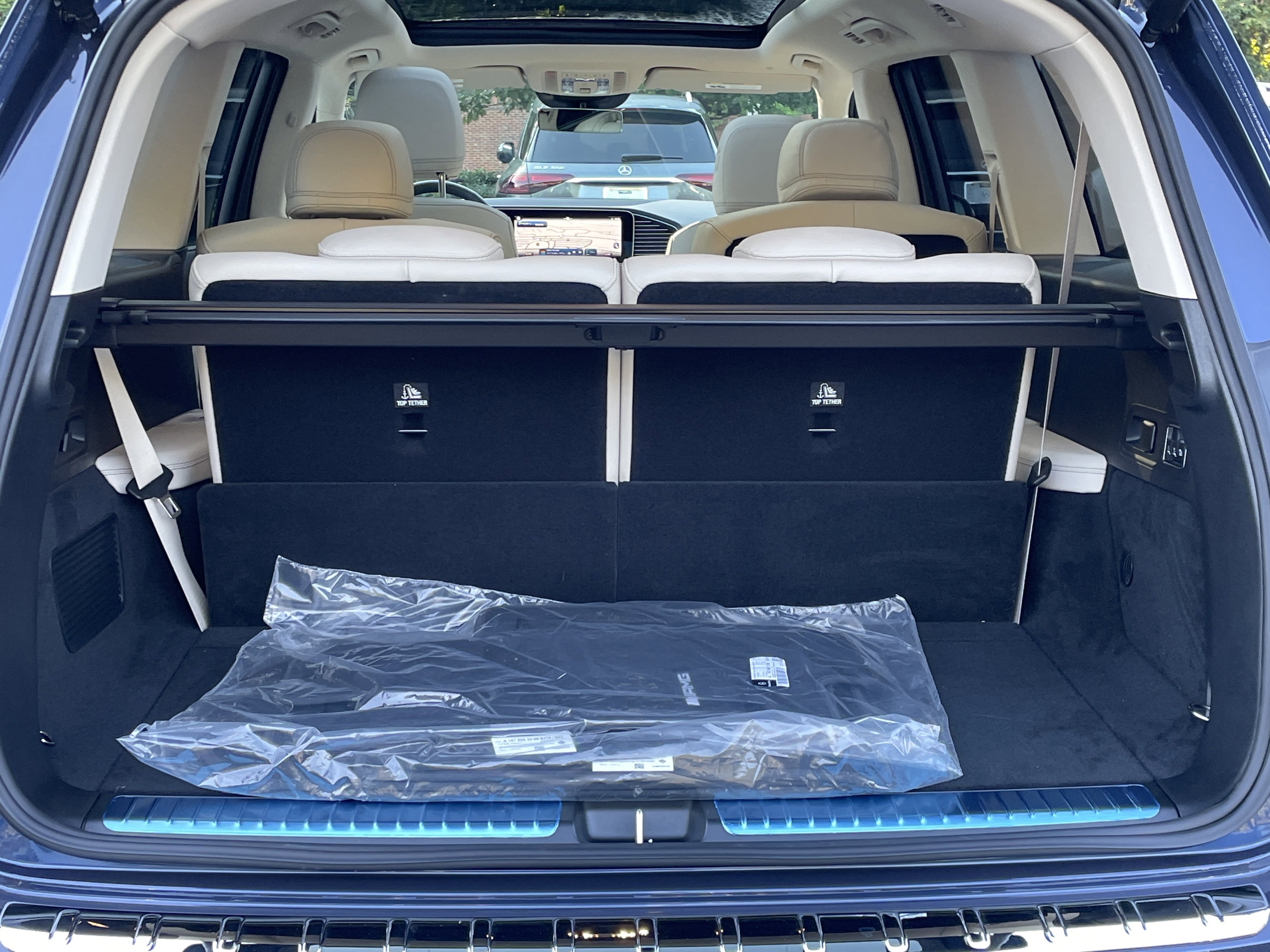 New 2026 Mercedes-Benz GLS 450 4MATIC image 9