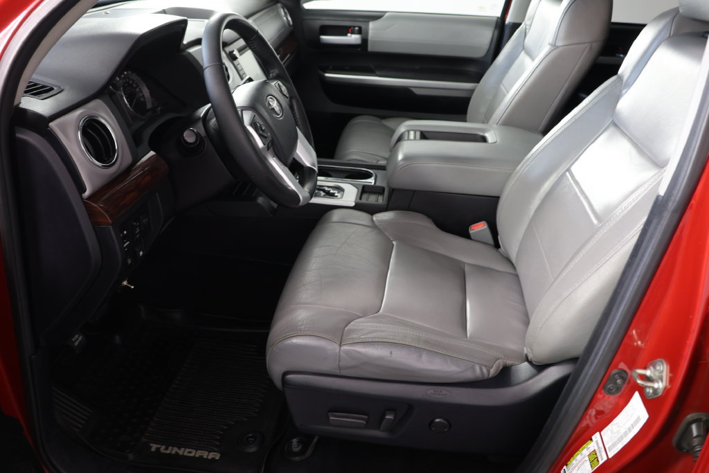 Used 2017 Toyota Tundra Limited w/ Limited Premium Package AWD/4WD image 18