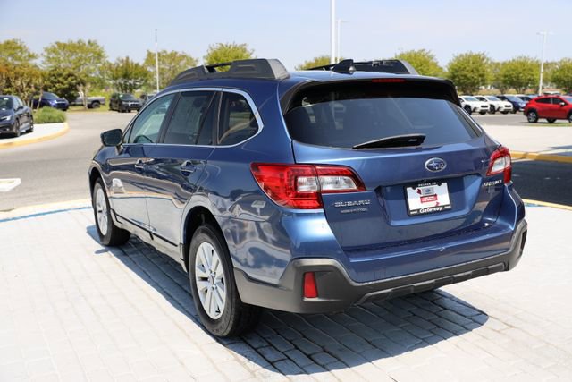 Used 2019 Subaru Outback 2.5i Premium AWD/4WD image 3