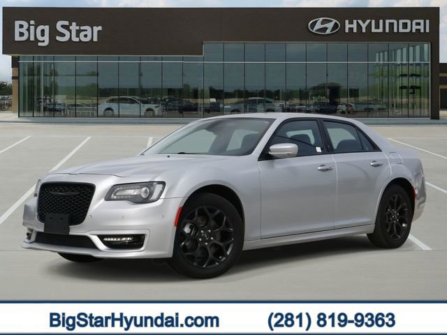 Used 2023 Chrysler 300 Touring L w/ Popular Equipment Group