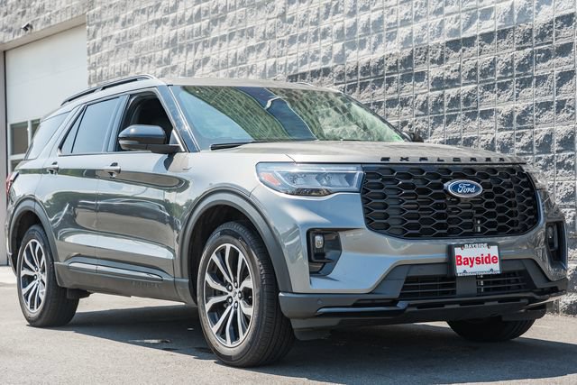Used 2026 Ford Explorer ST-Line AWD/4WD image 2