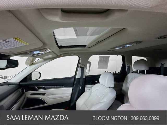 Used 2023 Kia Telluride EX w/ EX Captain's Chair Package image 22
