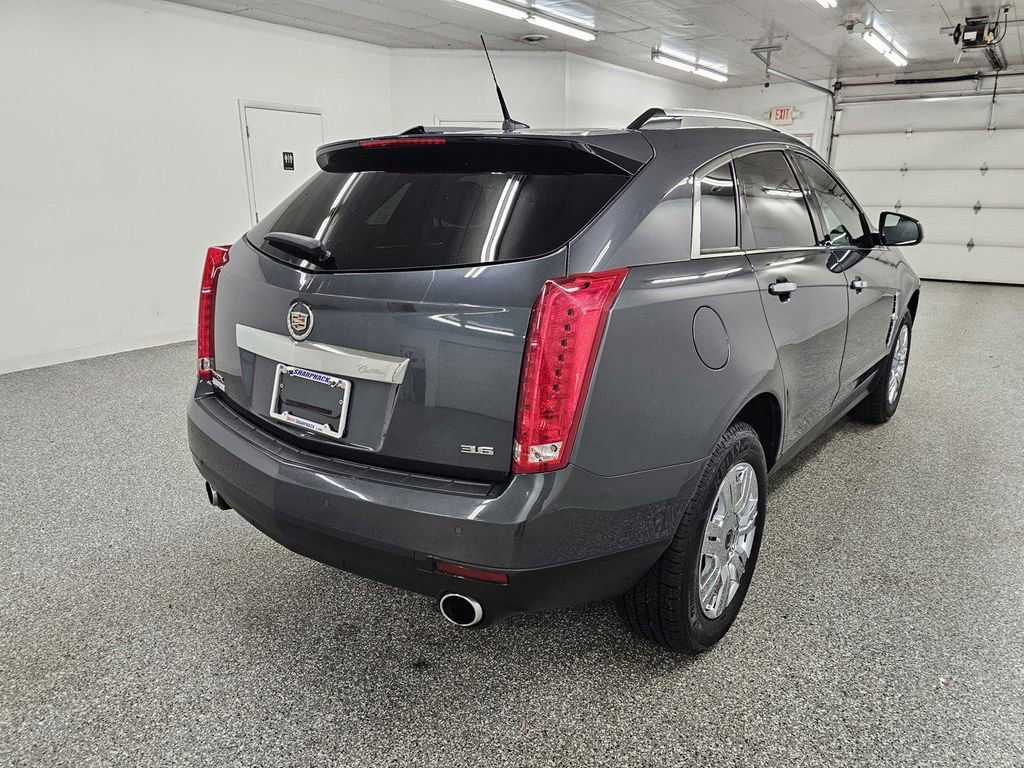 Used 2012 Cadillac SRX Luxury FWD image 4
