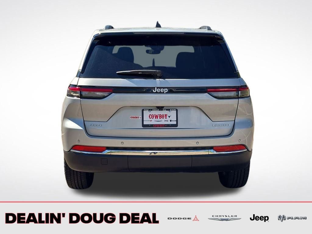 Used 2024 Jeep Grand Cherokee Laredo w/ Luxury Tech Group I image 5