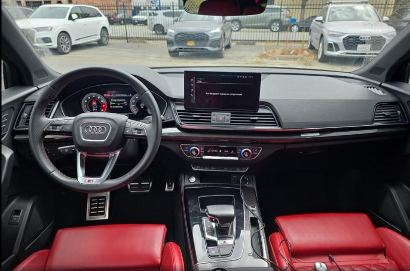 Used 2023 Audi SQ5 Premium Plus w/ Premium Plus Package AWD/4WD image 5