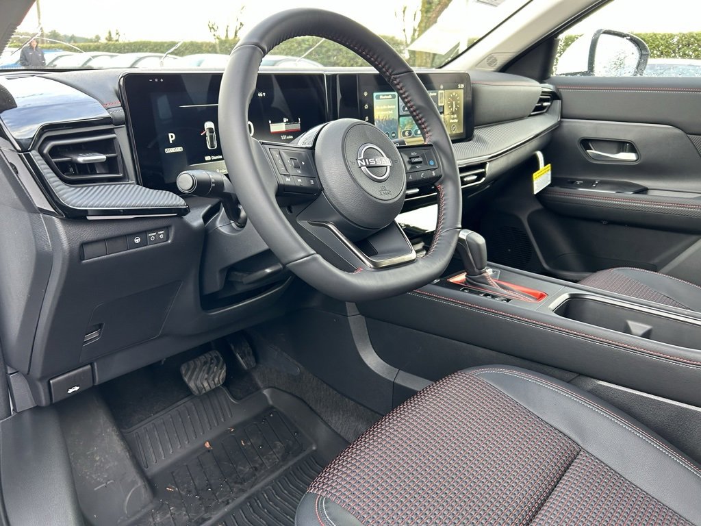 New 2025 Nissan Kicks SR w/ Illumination Package image 11