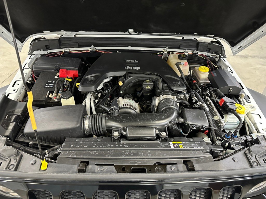 Used 2020 Jeep Wrangler Unlimited Sport image 32