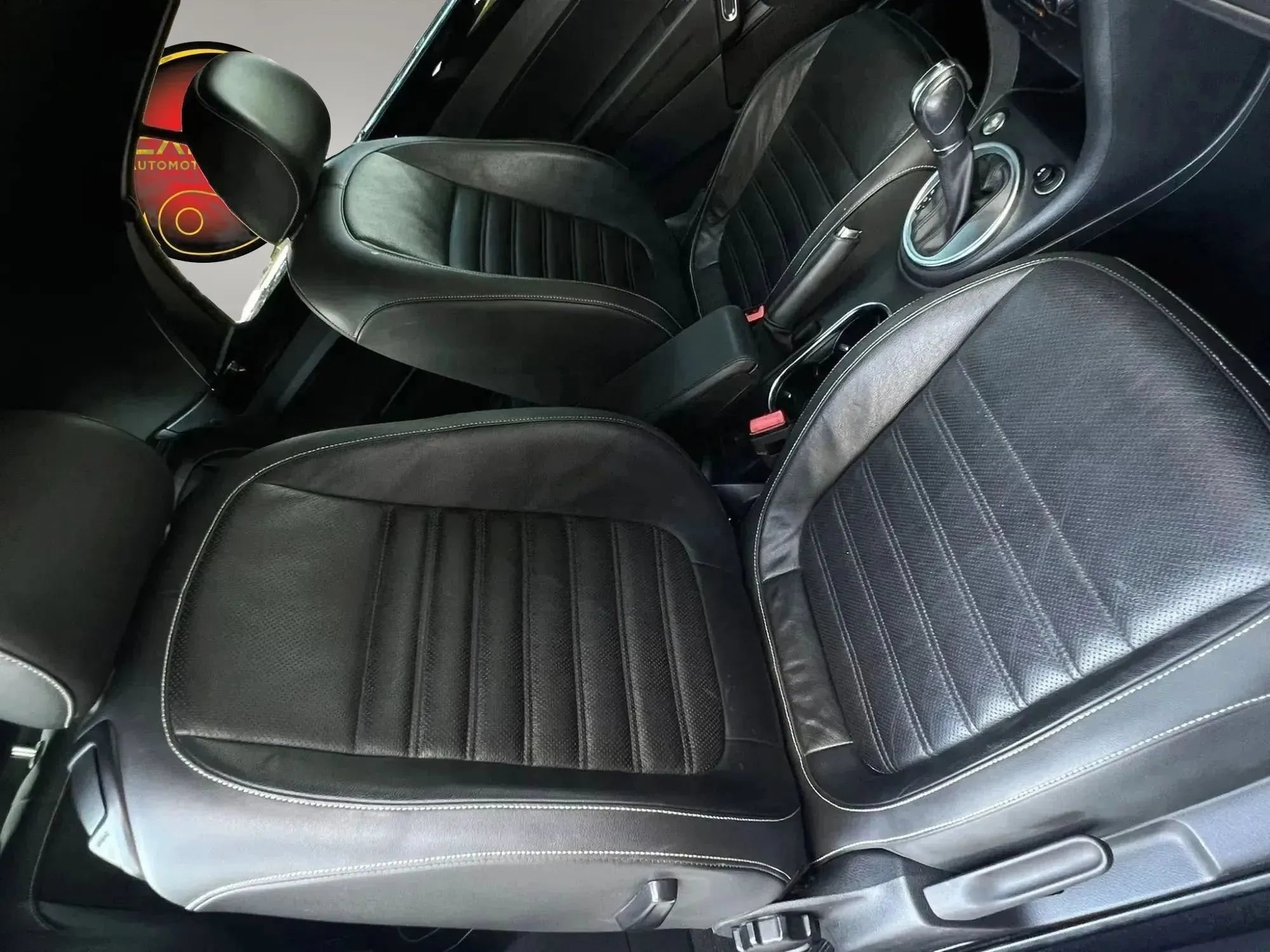 Used 2014 Volkswagen Beetle TDI FWD image 18
