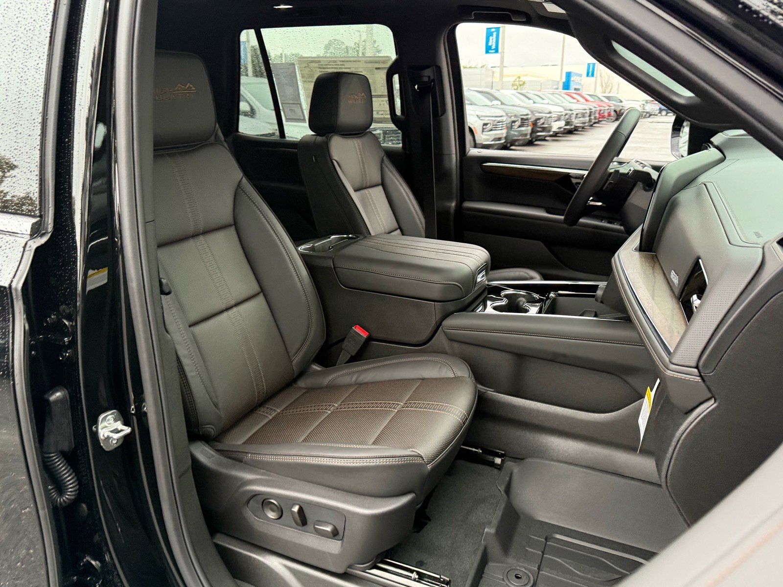 New 2026 Chevrolet Tahoe High Country image 16