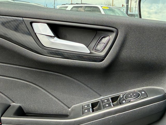 Used 2023 Ford Escape ST-Line w/ Tech Pack #1 AWD/4WD image 26