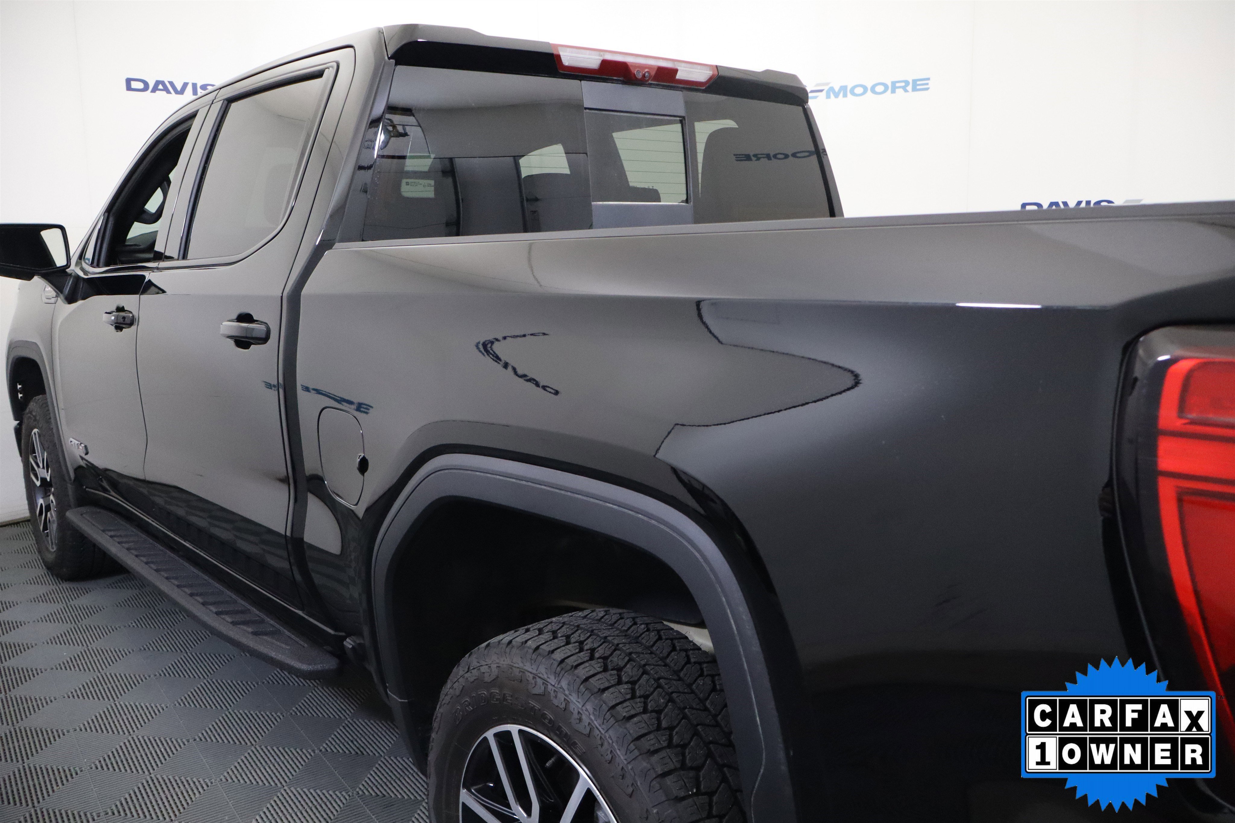 Used 2026 GMC Sierra 1500 AT4 w/ AT4 Premium Package AWD/4WD image 11
