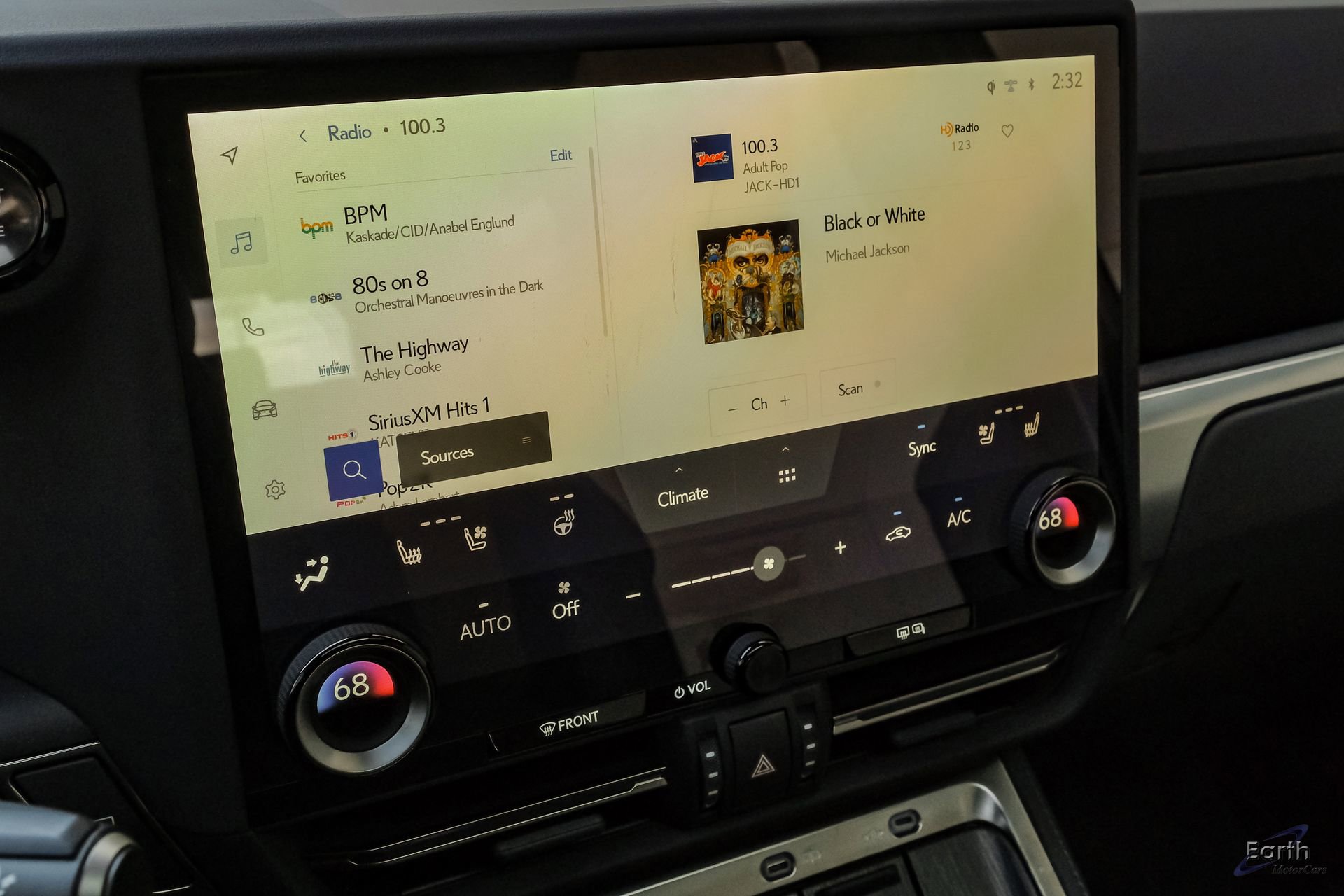 Used 2025 Lexus GX 550 w/ Accessory Package (CT) image 84