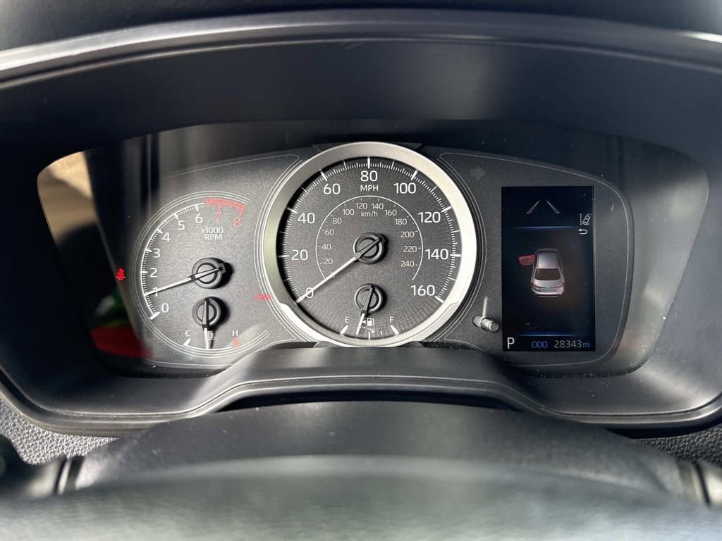 Used 2021 Toyota Corolla LE image 35