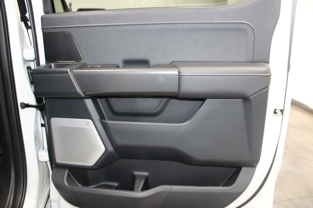 New 2026 Ford F150 Lariat w/ Equipment Group 502A High image 34