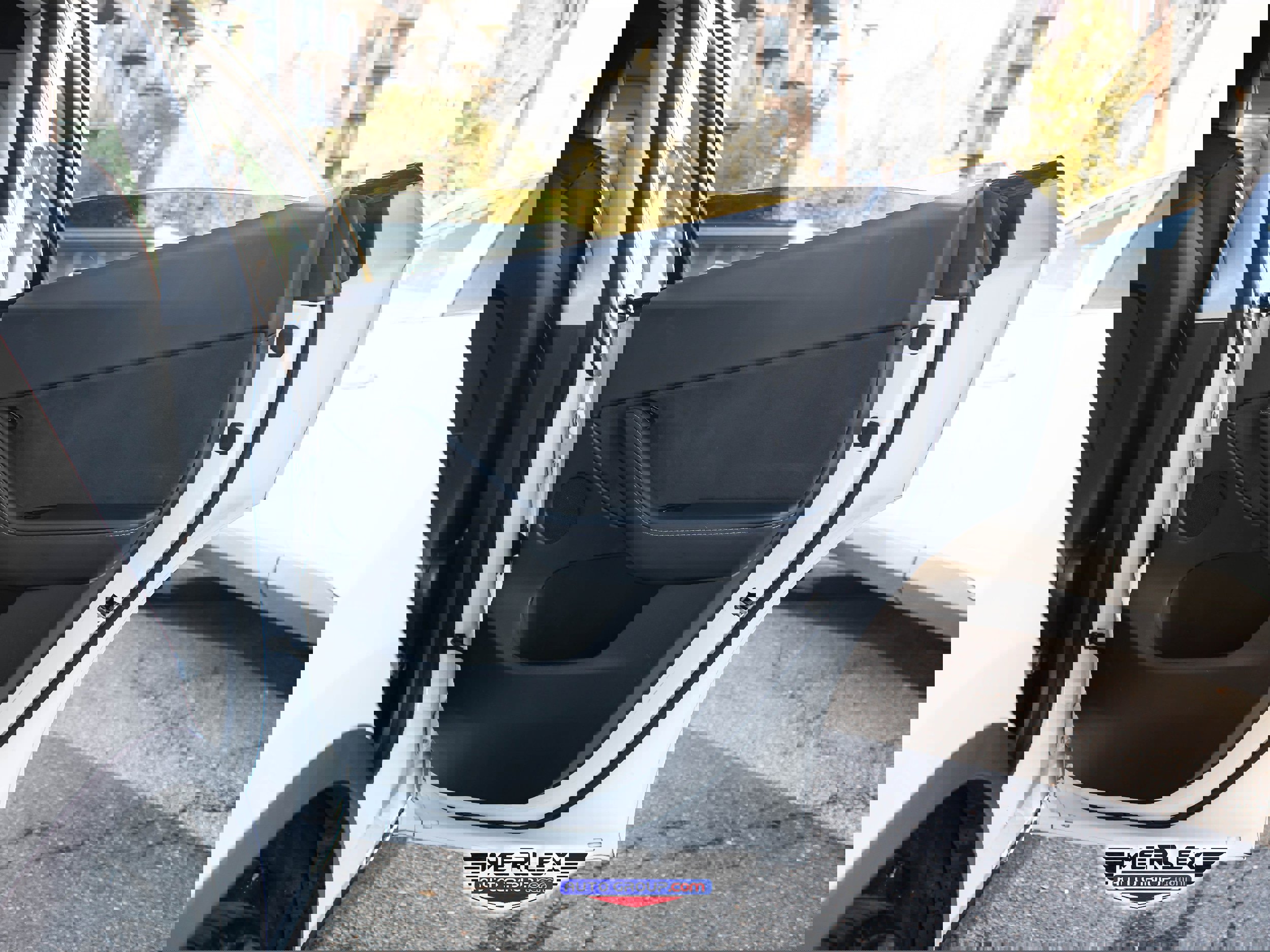 Used 2021 Tesla Model Y 2WD image 37