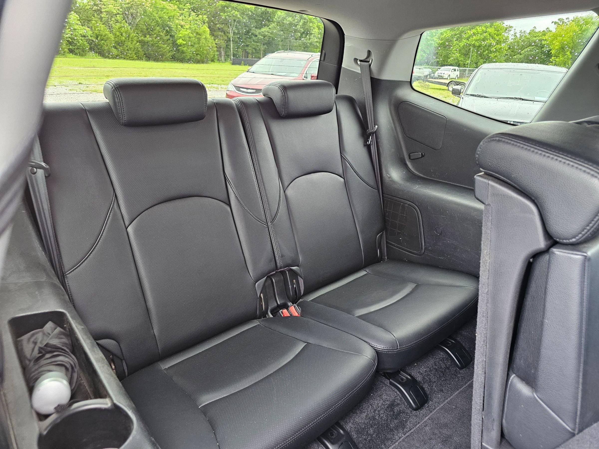 Used 2009 Kia Borrego LX w/ Convenience Pkg AWD/4WD image 8