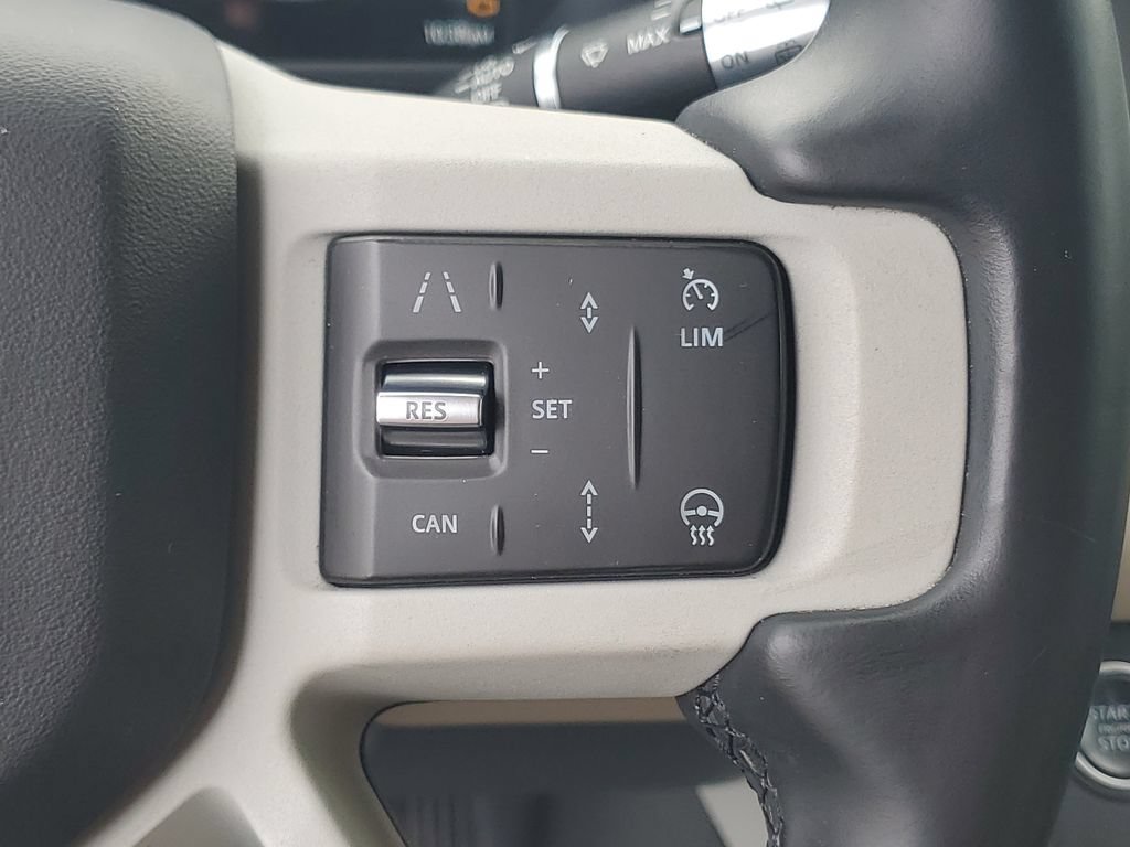 Used 2022 Land Rover Defender 110 X-Dynamic SE AWD/4WD image 19