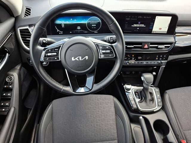 Certified 2024 Kia Seltos X-Line AWD/4WD image 12