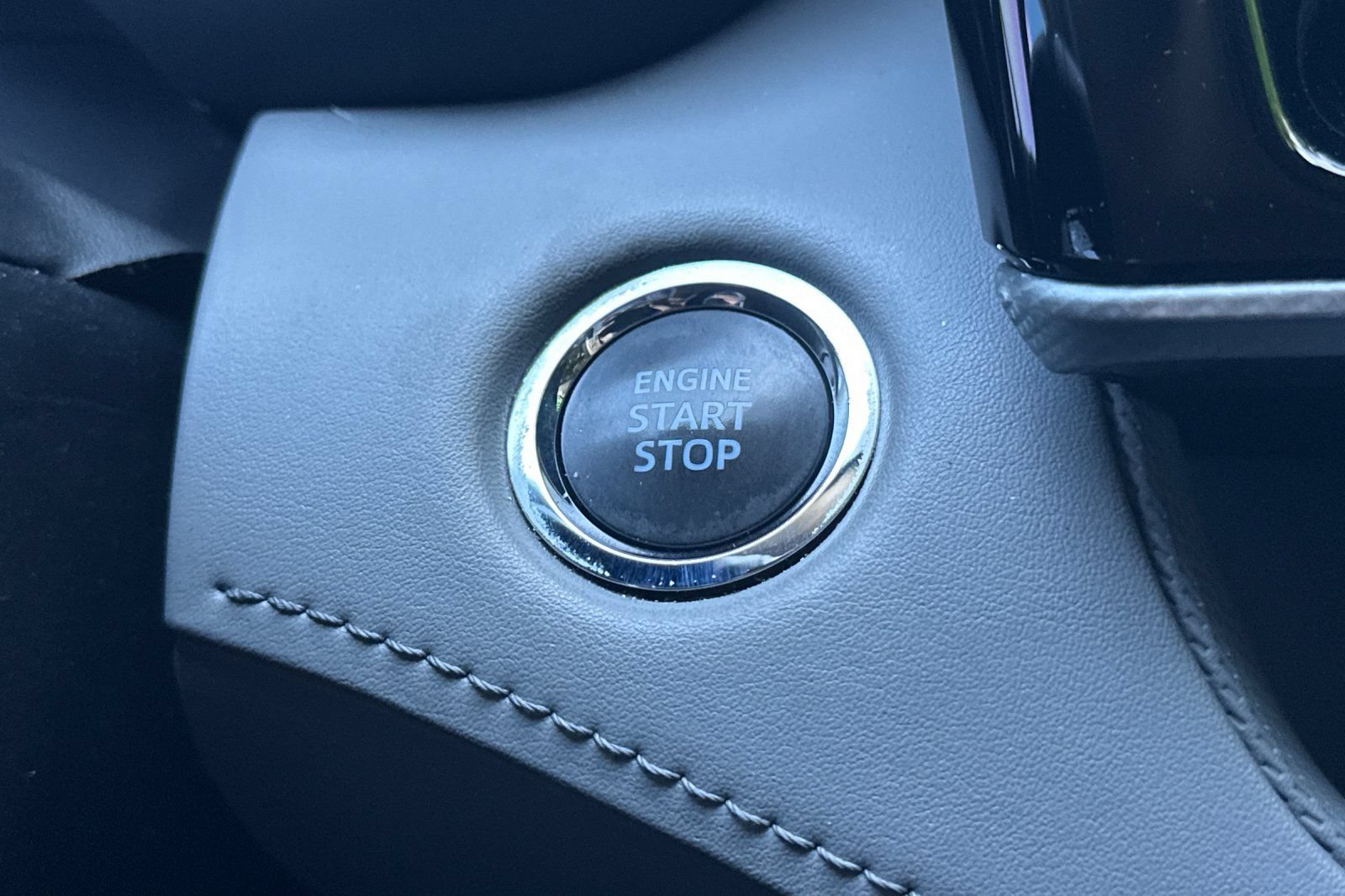 Used 2022 Toyota Highlander Platinum FWD image 24