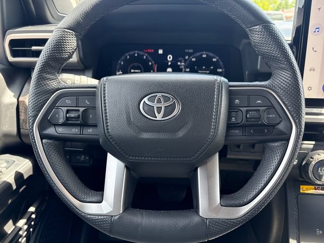 Used 2024 Toyota Tacoma Limited w/ Limited Package (LT) AWD/4WD image 15