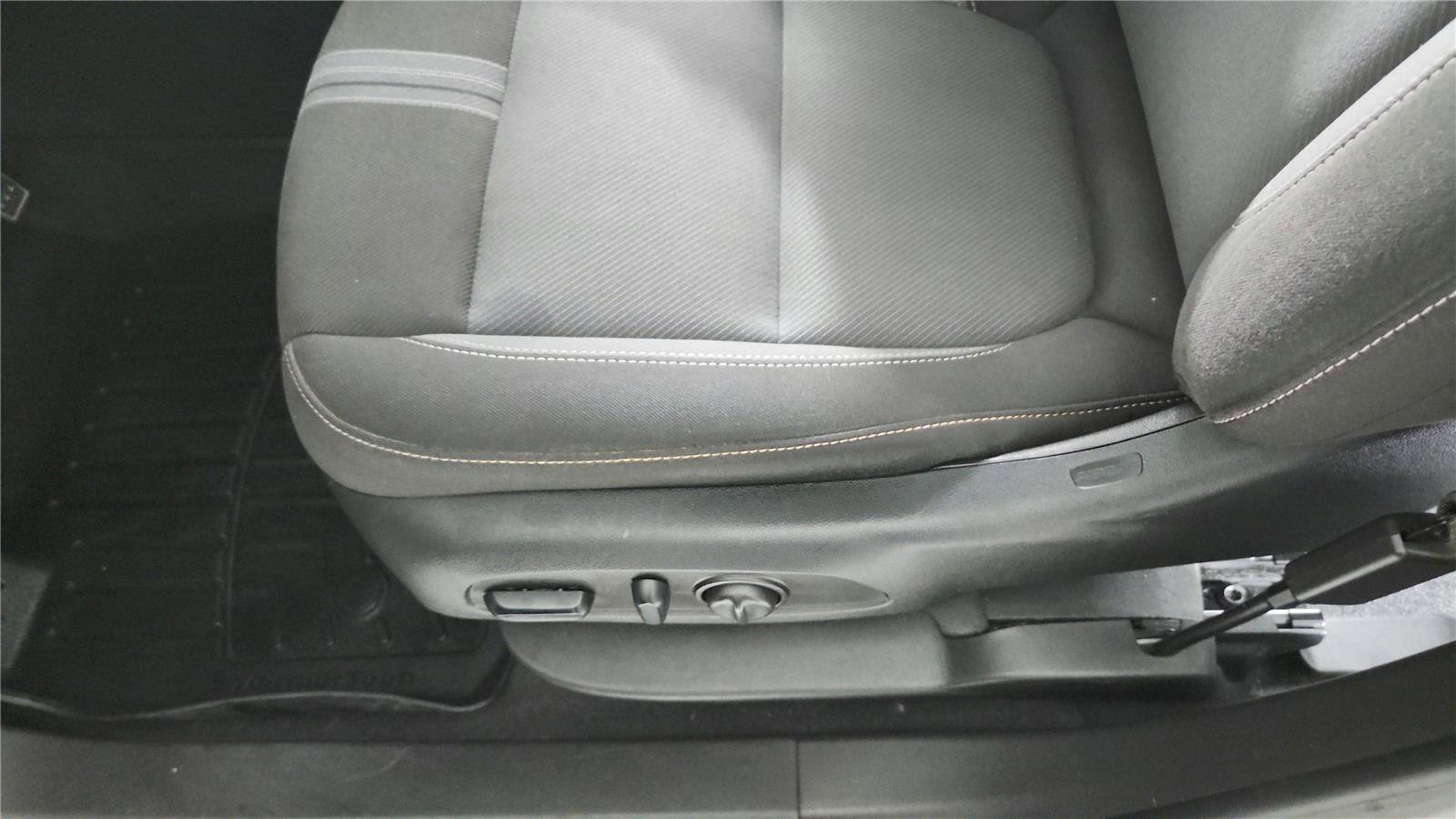 Used 2023 Chevrolet Blazer LT w/ Driver Confidence Package AWD/4WD image 11