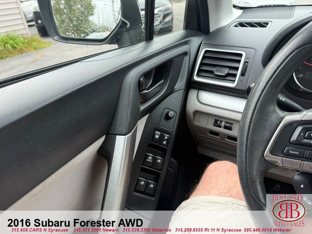 Used 2016 Subaru Forester 2.5i Premium w/ All-Weather Package AWD/4WD image 17