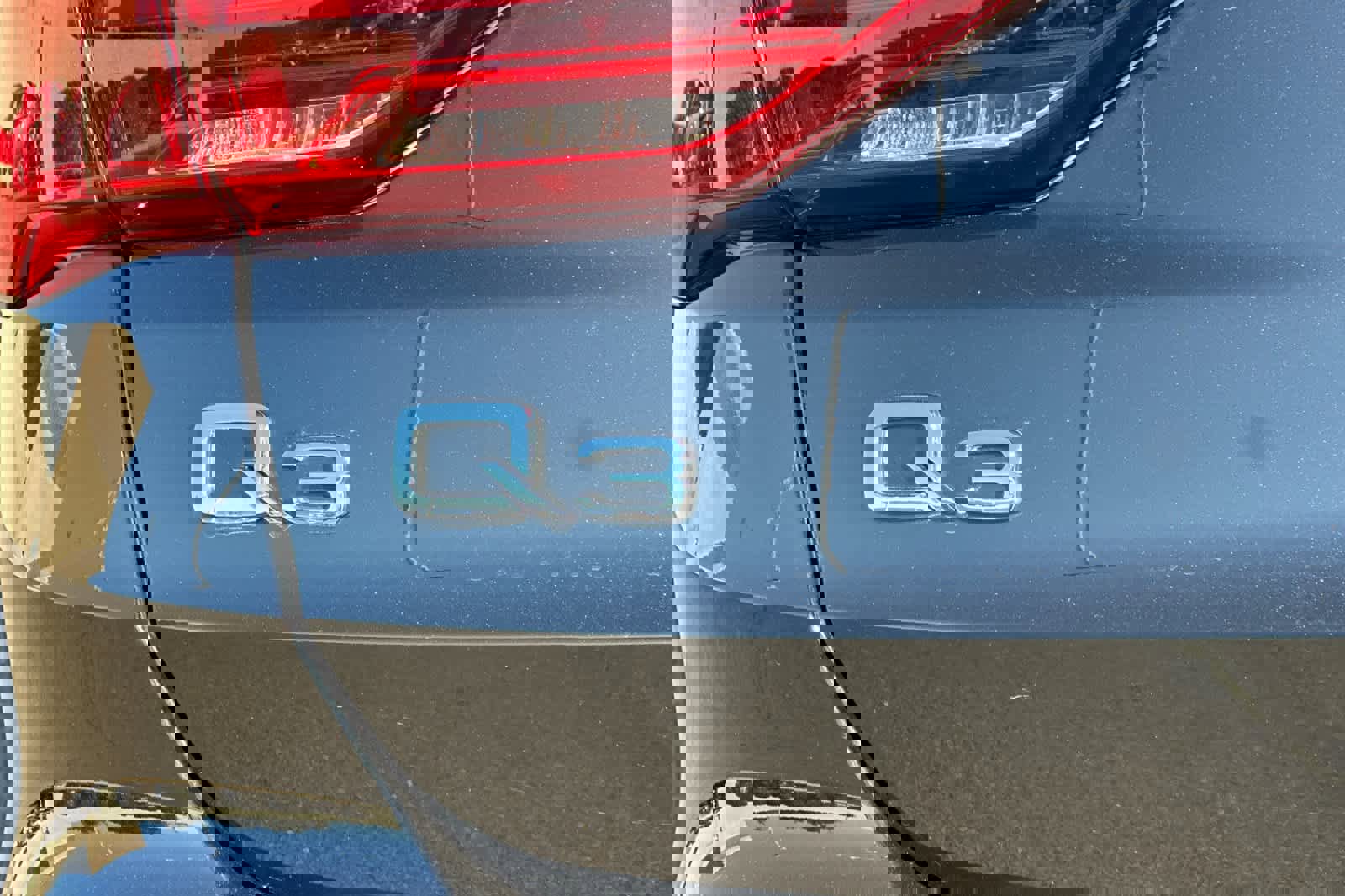 Used 2023 Audi Q3 2.0T Premium image 32