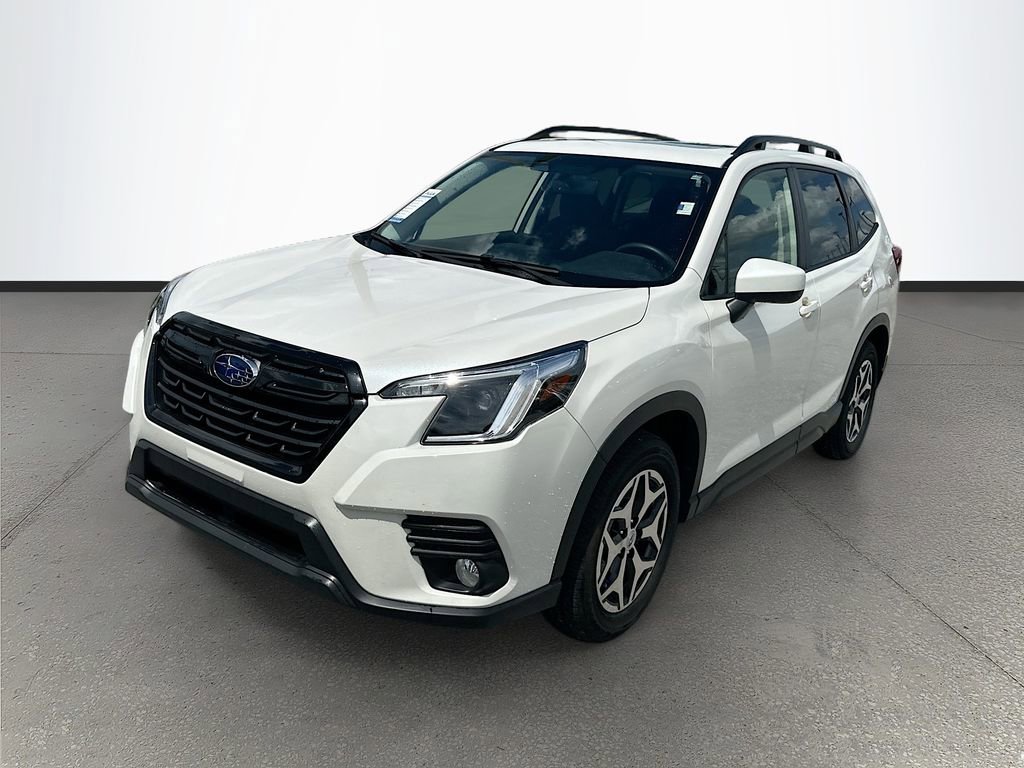 Used 2022 Subaru Forester Premium AWD/4WD image 3
