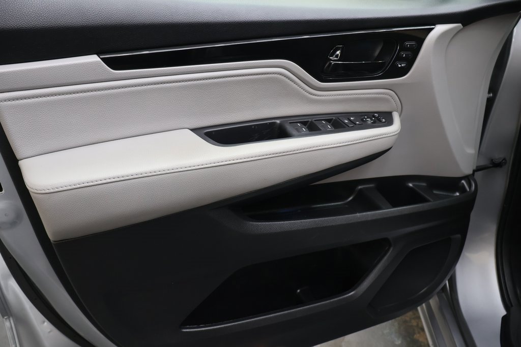 Used 2021 Honda Odyssey Elite image 17