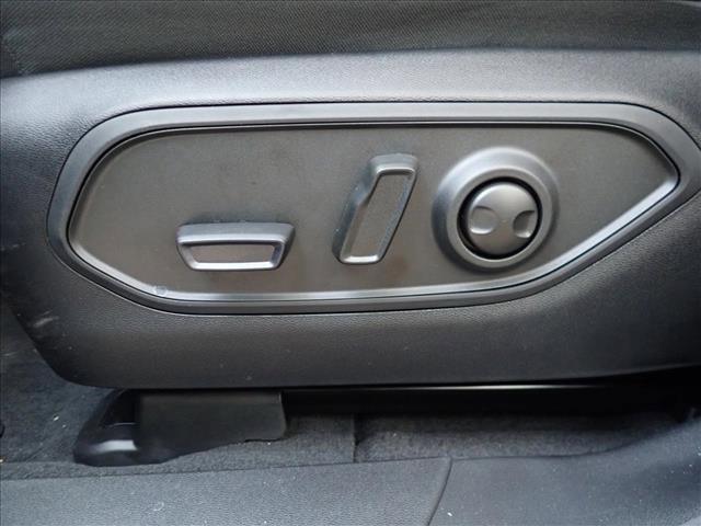 New 2026 Jeep Cherokee Overland image 12