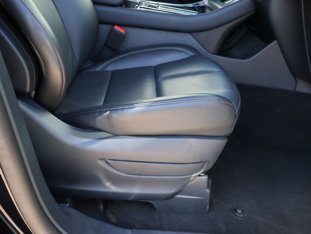 Used 2025 Lincoln Aviator AWD image 11