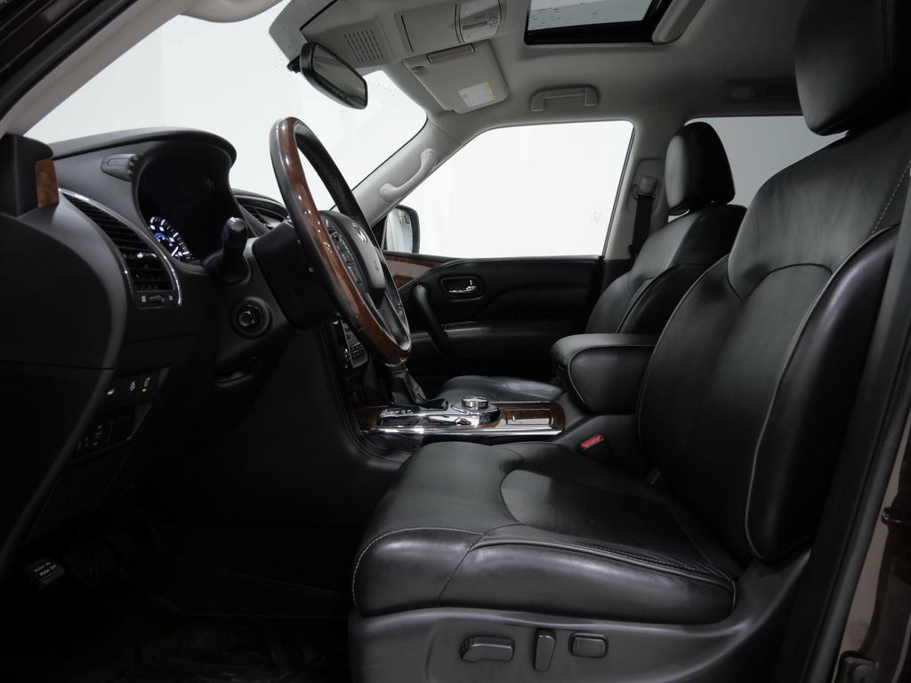 Used 2018 INFINITI QX80 4WD w/ Driver Assistance Package image 13