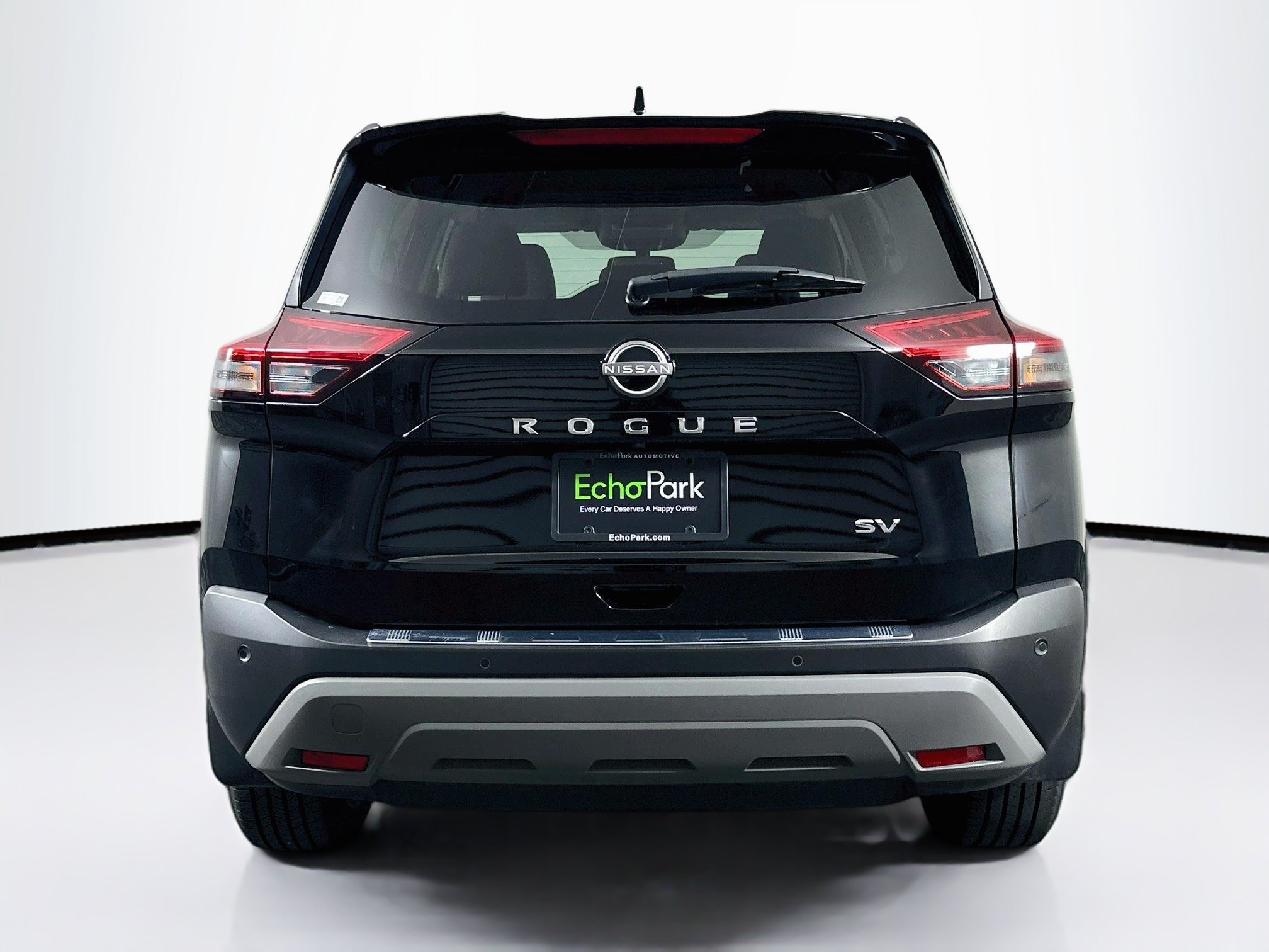 Used 2023 Nissan Rogue SV FWD image 7