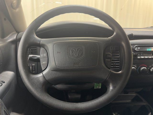 Used 2004 Dodge Dakota SLT w/ Deluxe Convenience Group image 20