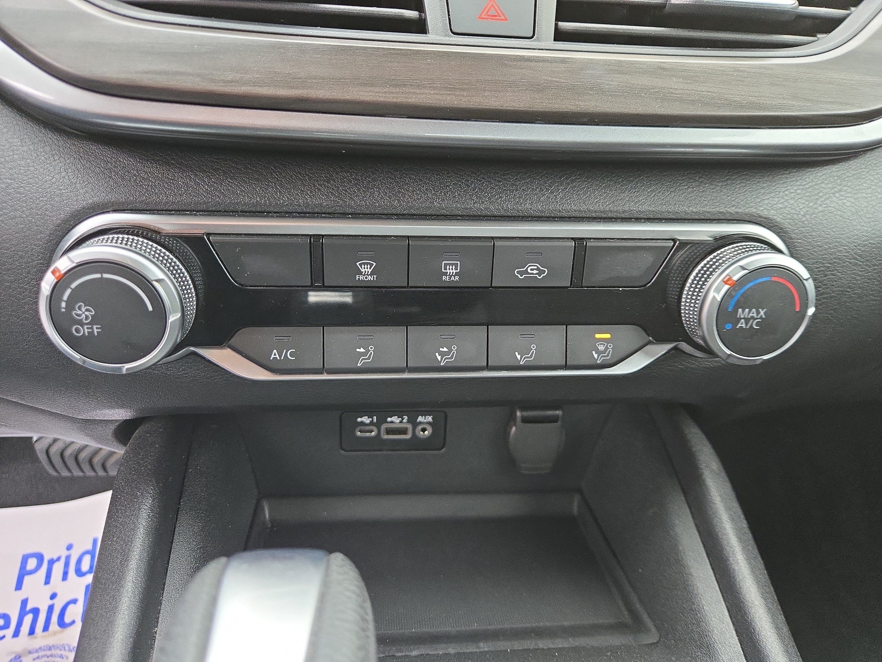 Used 2025 Nissan Altima 2.5 SV FWD image 19