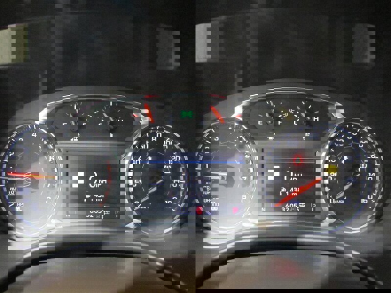 Used 2023 GMC Acadia SLT image 64