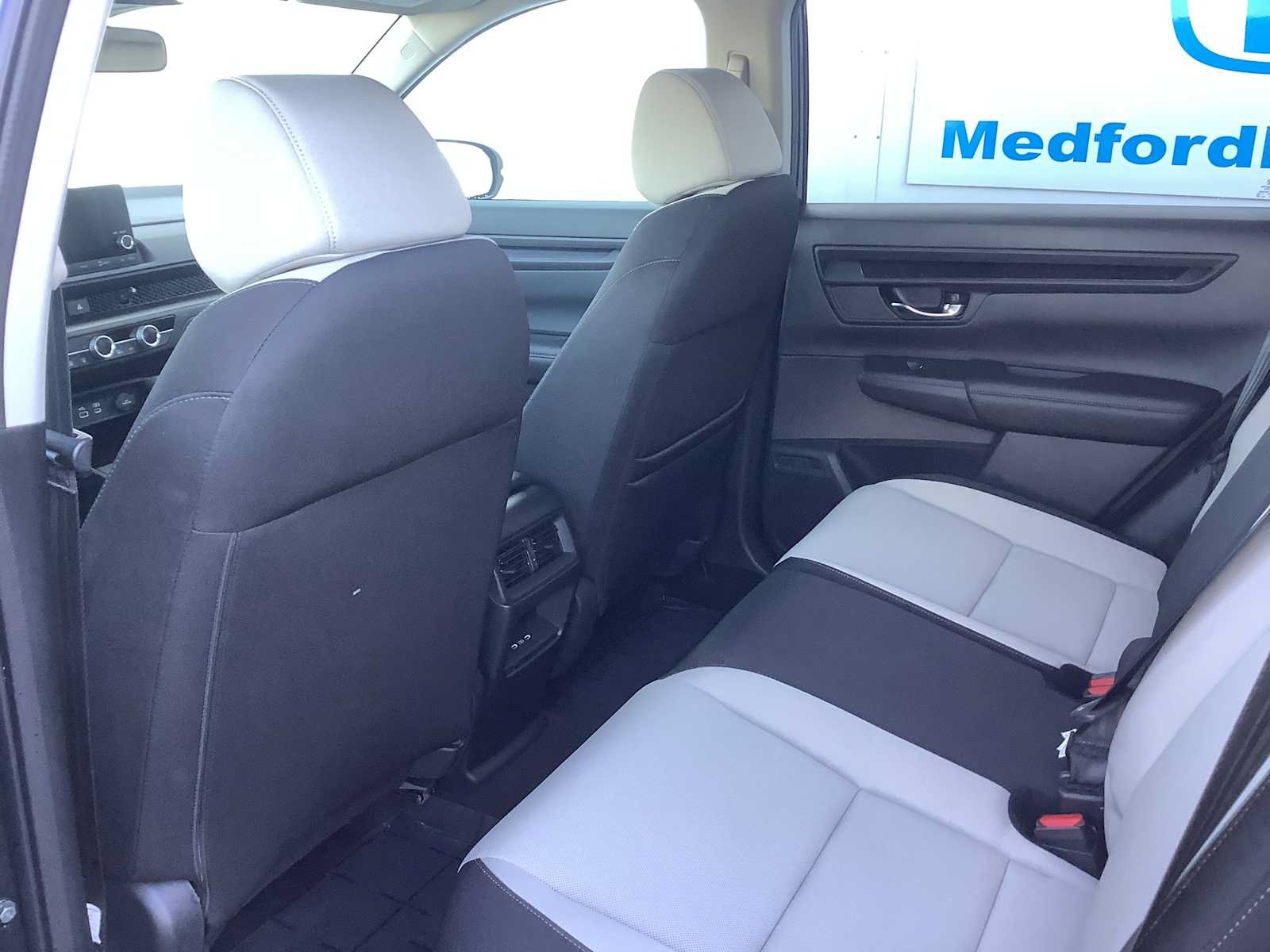 Certified 2025 Honda CR-V EX image 12