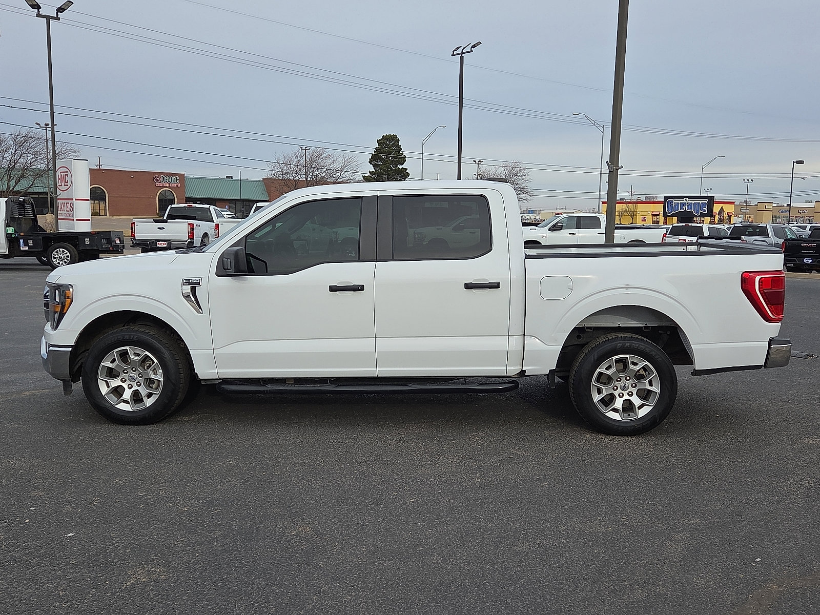 Used 2023 Ford F150 XLT RWD image 2