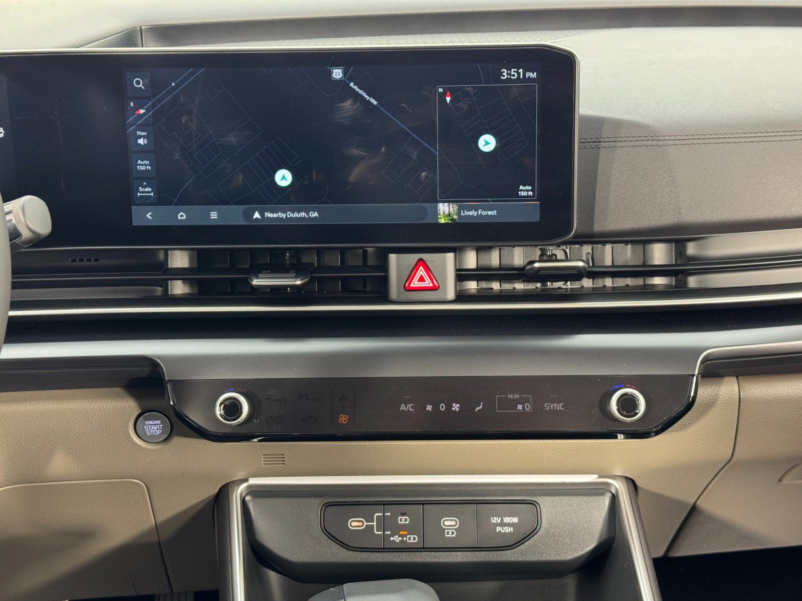 Used 2025 Kia Carnival FWD image 23