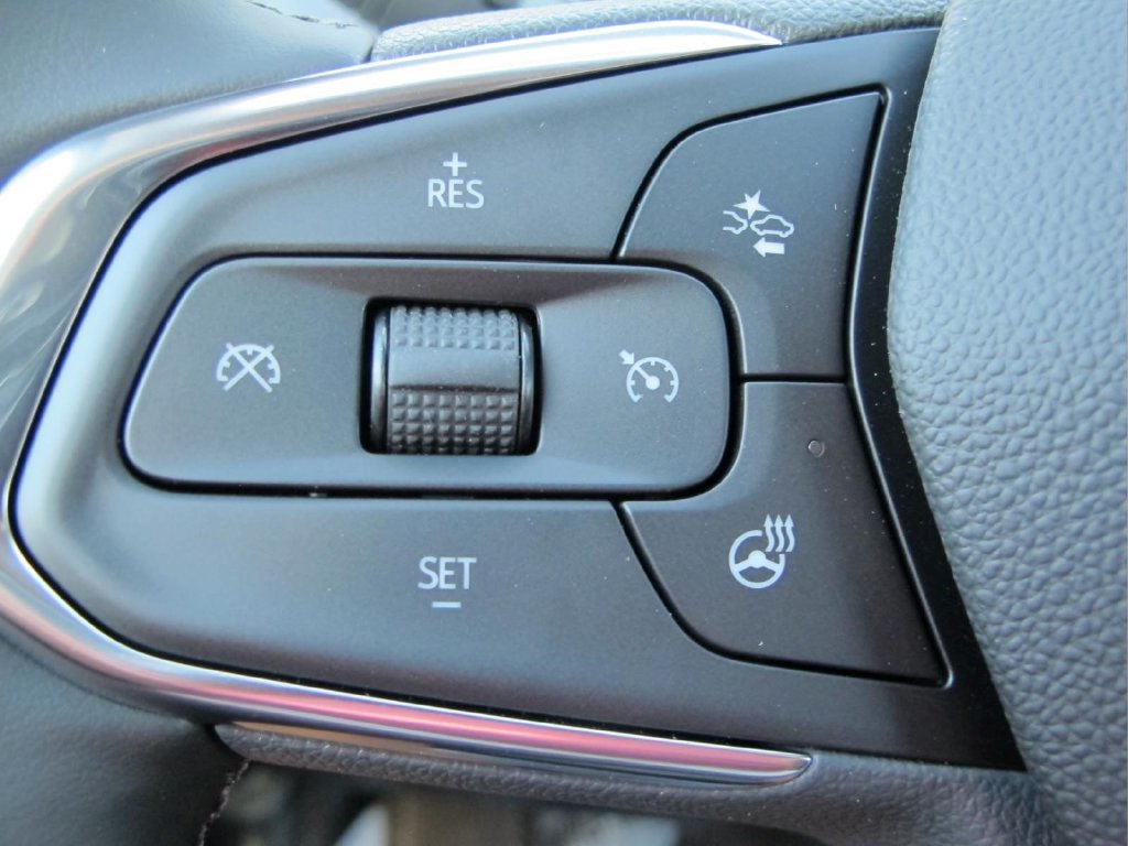 New 2026 Chevrolet Trax LT w/ Driver Confidence Package FWD image 18