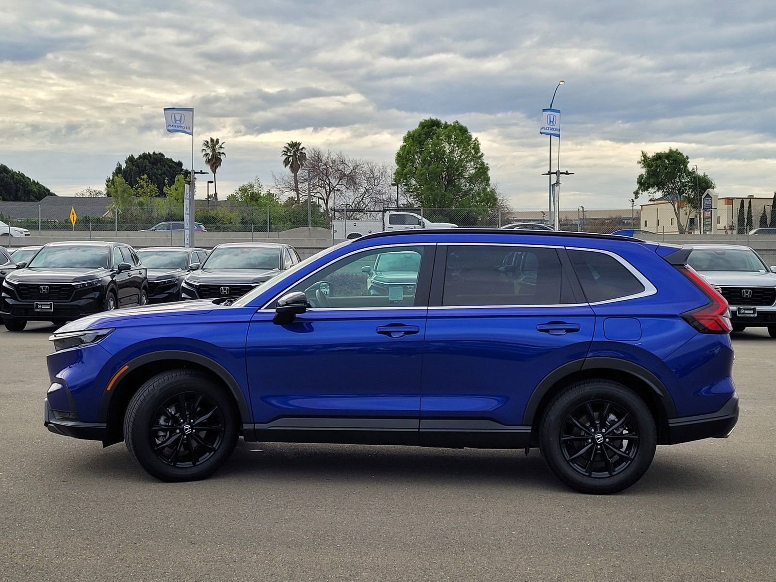 Certified 2025 Honda CR-V Sport-L image 8