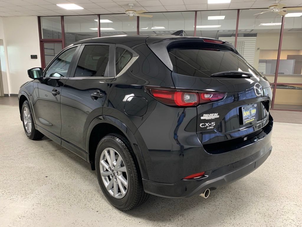 Used 2024 MAZDA CX-5 AWD 2.5 S w/ Select Package image 4