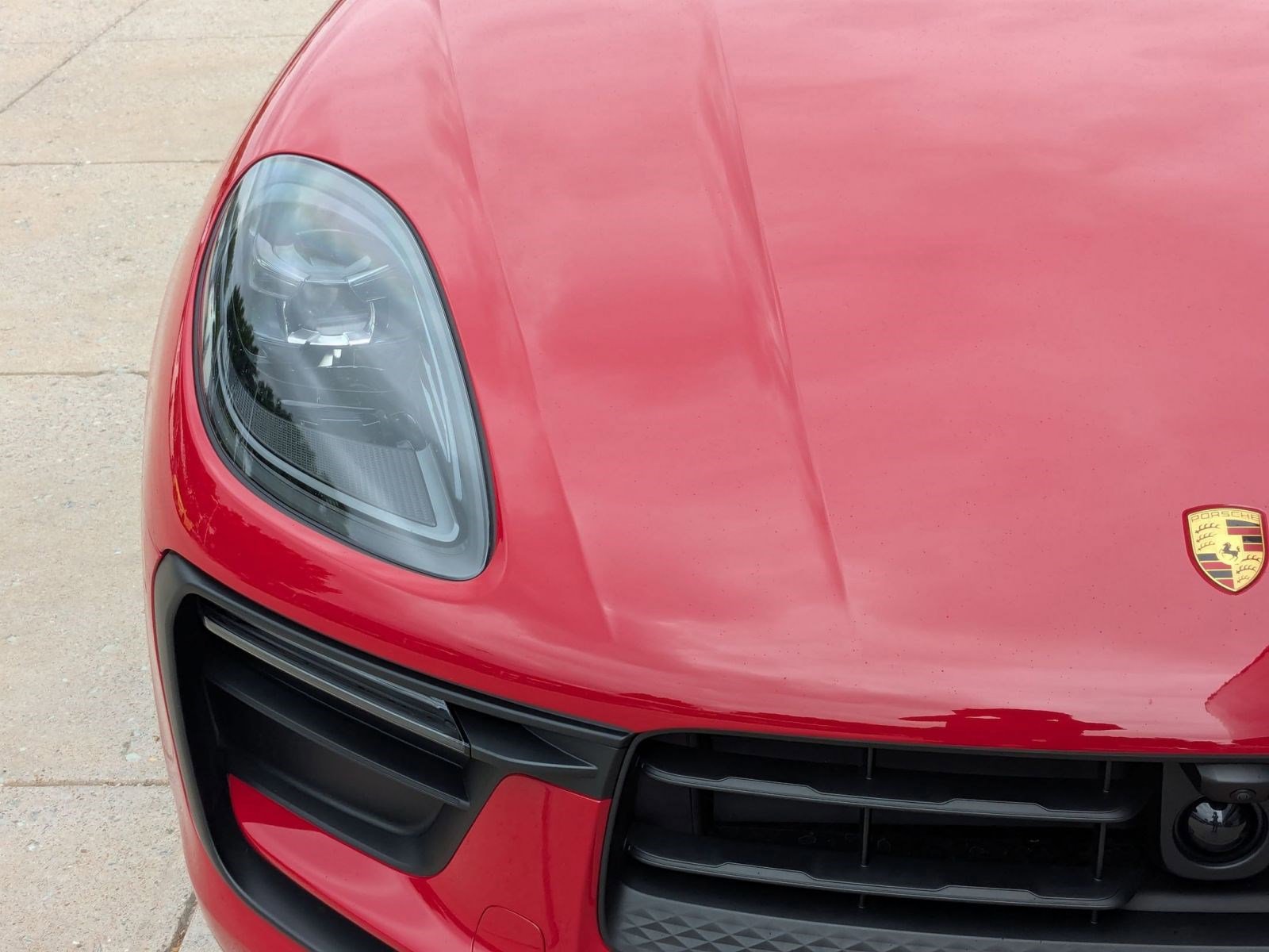 Certified 2026 Porsche Macan AWD/4WD image 12