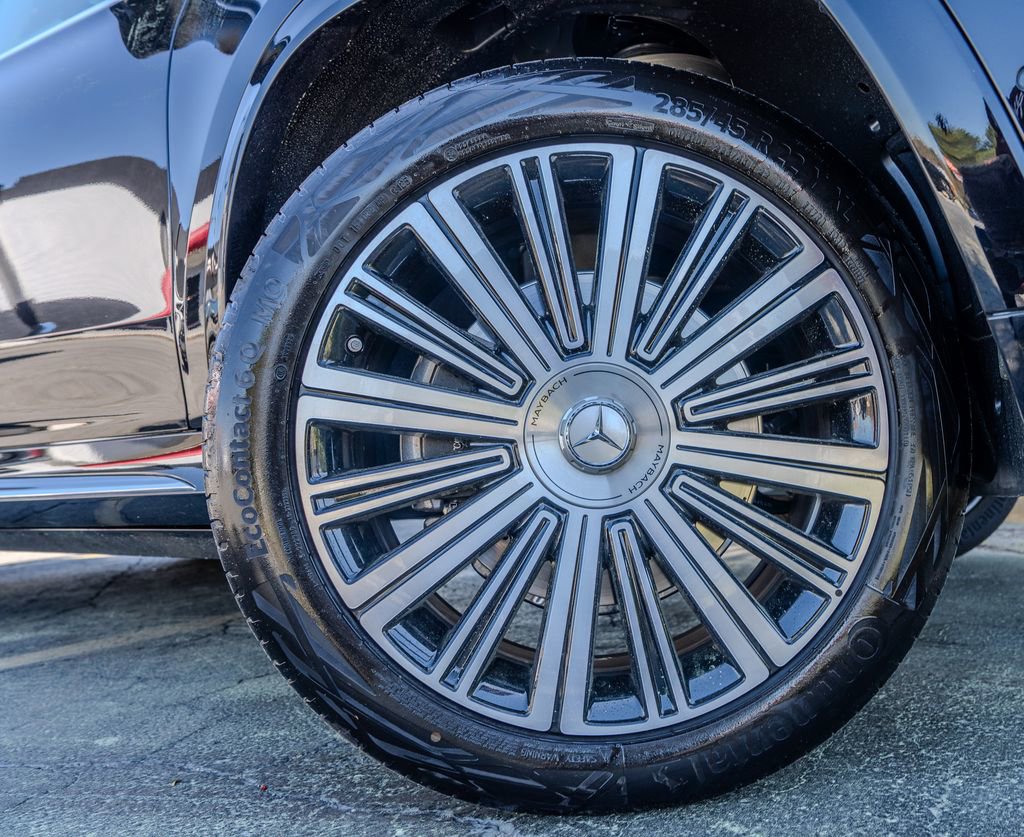 Used 2026 Mercedes-Benz Maybach GLS 600 4MATIC image 36