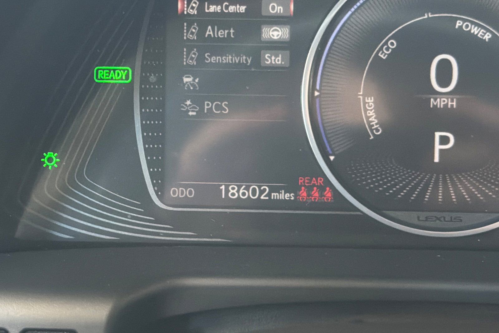 Used 2024 Lexus ES 300h w/ Luxury Package FWD image 24