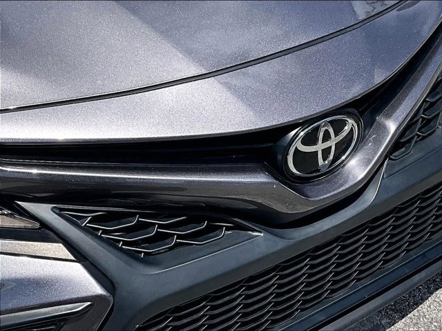 Used 2024 Toyota Camry SE FWD image 29