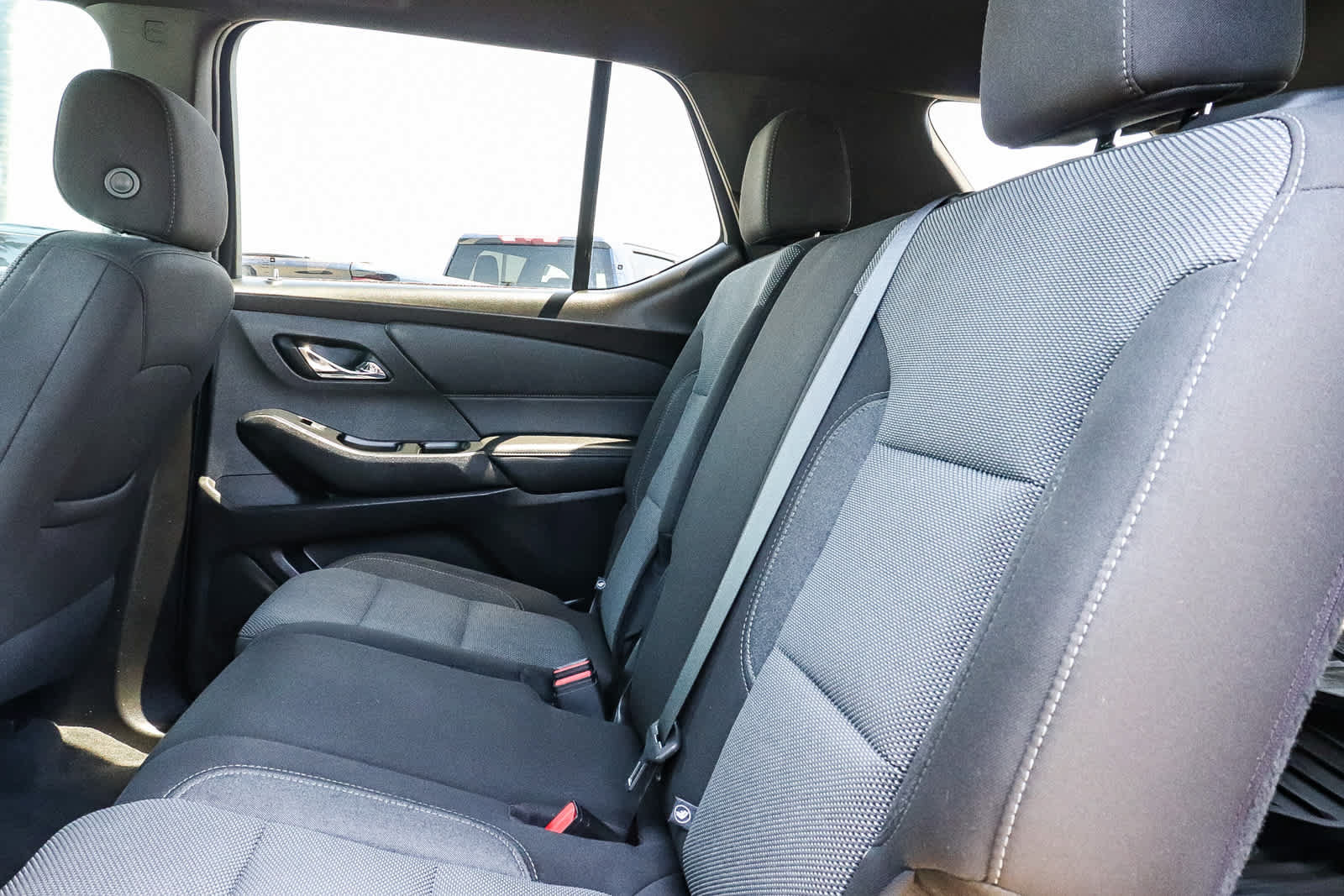 Used 2023 Chevrolet Traverse LT FWD image 22
