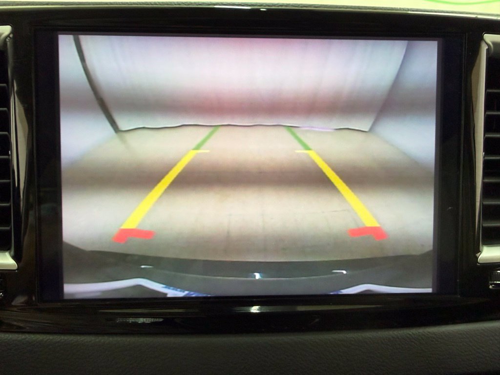Used 2024 Chrysler Pacifica Touring-L FWD image 26